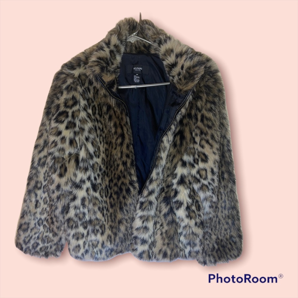 Alfani Petite faux leopard print fur coat
